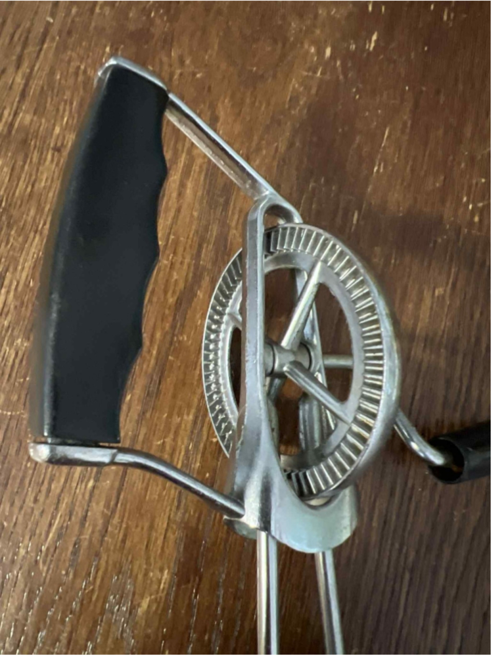 Vintage EKCO Hand Crank Egg Beater Rotary Mixer Stainless Kitchen Utensil EUC